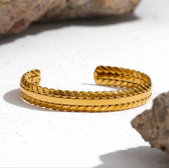 Elegant Woman Bracelet - Picture 6 of 8